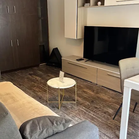 Cosy A 400m De La - Lumineux Et Comfortable * Menton