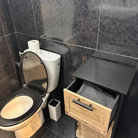 Apartament Cosy A 400m De La - Lumineux Et Comfortable Mentona