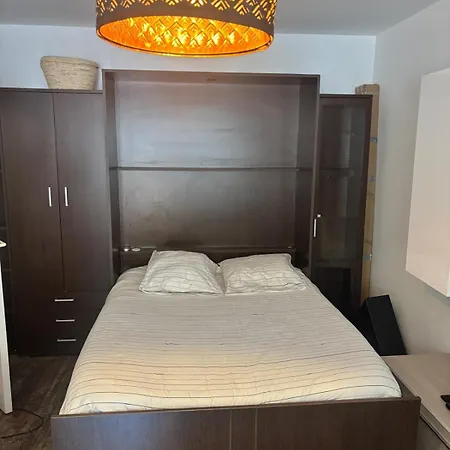 Cosy A 400m De La - Lumineux Et Comfortable Daire *